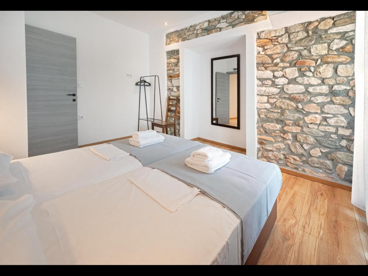 Dreamstone Residence Ormos Prinou  Exterior photo